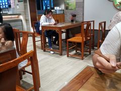 -亮亮面馆(经六路店)