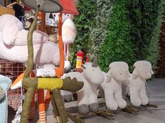 -LOL原创生活概念店(K11购物艺术中心店)