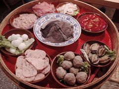 豪华版九大碗-董眼镜火锅(洪崖洞总店)