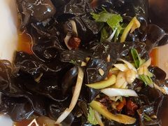 -人民公社铁锅炖·东北菜(卫国道店)