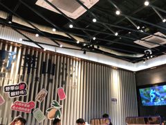 大堂-野萃山·潮汕厚果汁(十亩地店)