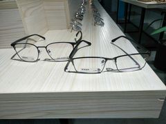 -Trend1881视光·蔡司视觉(领展广场店)