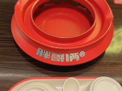 -胖哥俩肉蟹煲(湖滨银泰in77店)