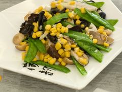 -何适山庄 ·可团建(水长城P2停车场店)