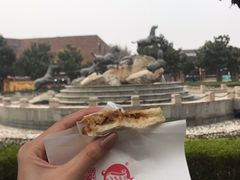 普通肉夹馍-子午路张记肉夹馍(兵马俑店)