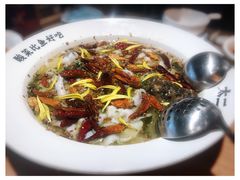 老坛子酸菜鱼-新太二·鲜料川菜(晶耀前滩店)