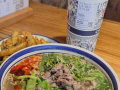 -云阿蛮生烫牛肉米线(景星店)