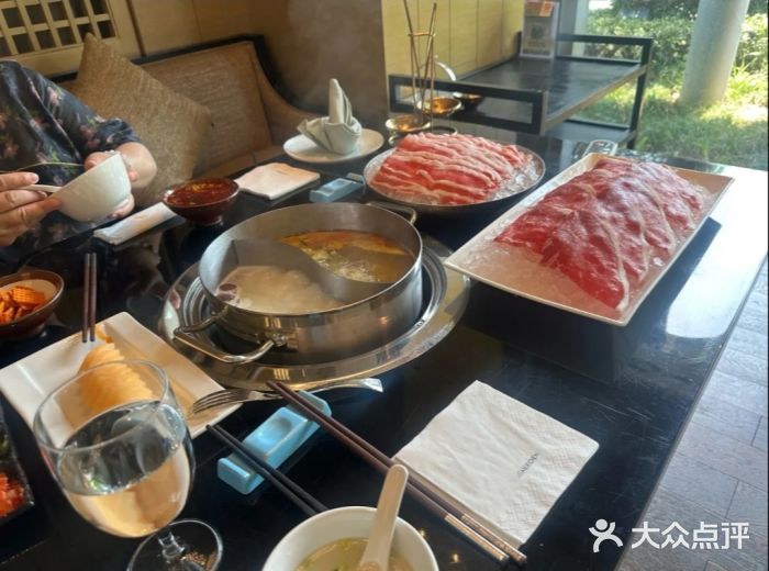 西安浐灞艾美酒店·汉江餐厅·火锅图片