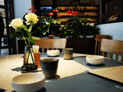 餐具摆设-荣小馆(临海世纪花城店)