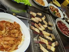 -马路牙子地桌烤肉(工体店)