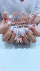 -吉吉靓甲美睫