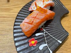 三文鱼大腹寿司-江左尚白日本料理(万象城店)