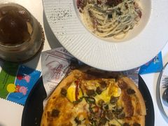 -露露家咖啡店