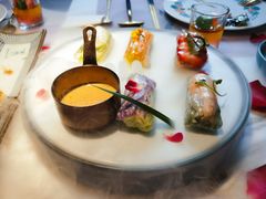 漫步花开彩虹卷-蜜桃花开·中西融合菜E&W(南长街店)