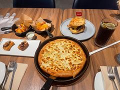 -必胜客(中大银泰店)