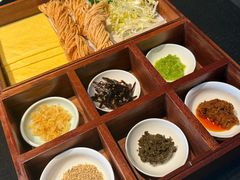 沂蒙山煎饼-鲁采LU STYLE(新天地店)