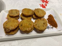 香炸脆莲藕夹-火宫殿·湘菜小吃·商务宴请·生日聚会(东塘店)