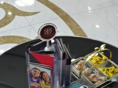 -雅悦齿科(顾村公园店)