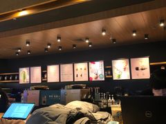 -星巴克(杭州西湖银泰1F店)