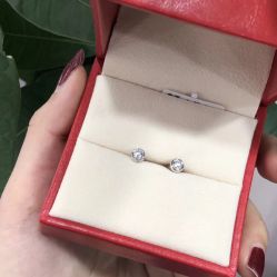 -威德钻石-克拉钻大本营(南京东路店)