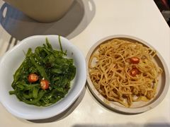 -桂在香知桂林米粉(南岗松雷店)