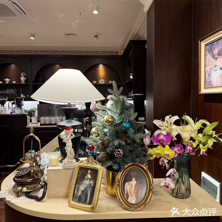 华侨城我家门口的！惊艳南法复古花园餐厅～