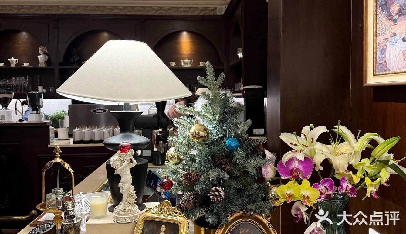 华侨城我家门口的！惊艳南法复古花园餐厅～