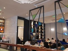 -港丽餐厅(高德置地店)