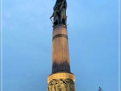 -人民防洪胜利纪念塔