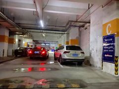 -安亭财富广场-停车场