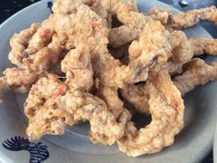 -茅草房·河畔园林火锅