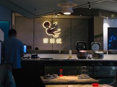 大堂-周渝食惦·酸菜鱼精致川菜(横岗店)