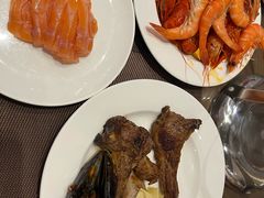 -飨食汇全日制餐厅·昆山皇冠假日酒店(九方店)