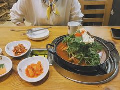 -喇喇排骨火锅·传统韩式脊骨汤(望京西园总店)