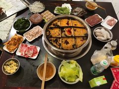 -邓莽子老火锅(中兴路总店)
