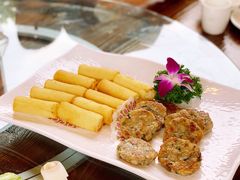 炸牛奶拼墨鱼饼-大门水乡·顺德菜