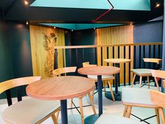 用餐区-星巴克(人民公园店)
