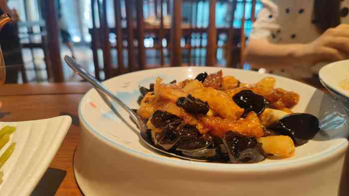 崔义清鲁菜馆(大明湖店)-"济南之行的最后一顿午饭,本来想在大明湖周.