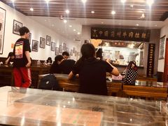 大堂-东方宫·中国兰州牛肉拉面(三里屯店)