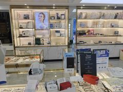 -世纪大明眼镜·林德伯格·蔡司官方授权店(武昌旗舰店)