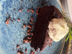 -Hi City·城市之巅