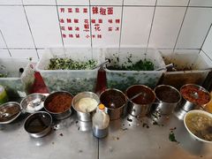 -文山荷鲜居(翠湖店)