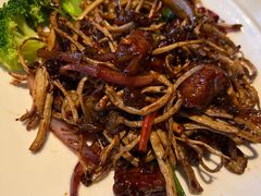 -八府香鸭·啫啫煲(华山路店)