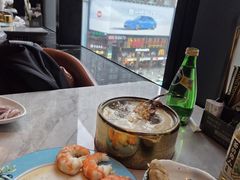 -雍容荟帝王蟹活龙虾展台自助(IFS黑金店)