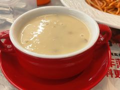 奶油鸡茸蘑菇汤-必胜客(新一城店)