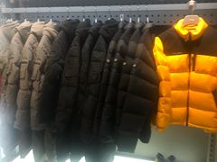 -李宁(大商新玛特店)