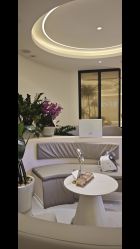 -芮娜皮肤管理·SPA中心