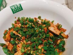 -绿草地·湘菜(悦方ID mall店)
