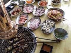 -牛信亭韩国料理·炭火烤肉(紫藤路店)