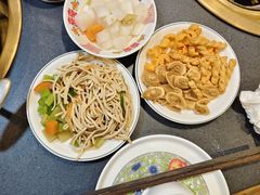 -沸炉重庆老火锅(军事博物馆店)